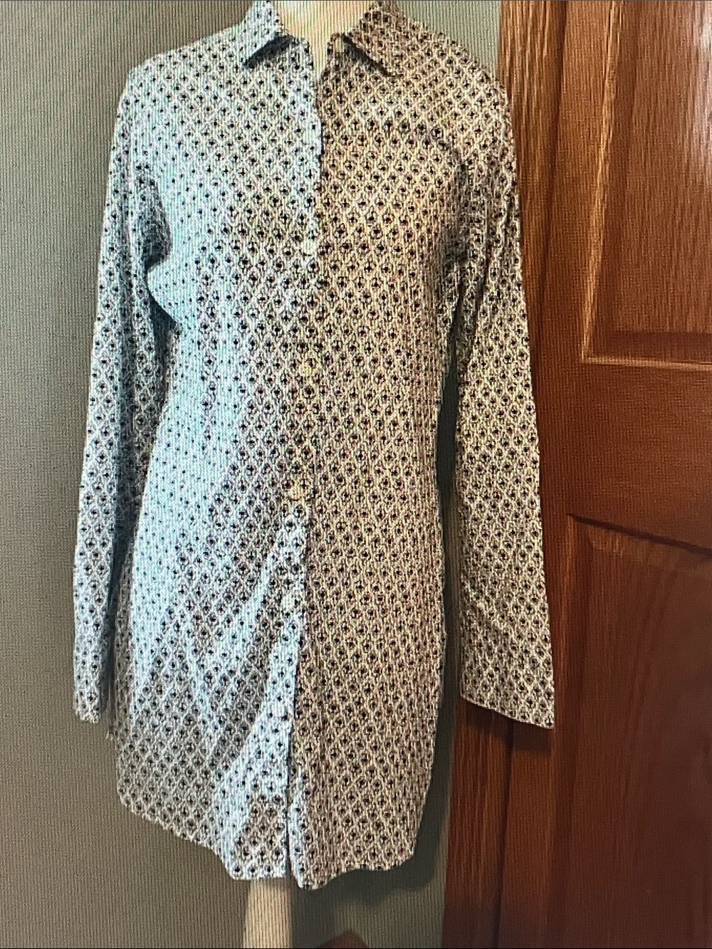 Tommy Bahama Navy and White Geometric Button-Down Blouse